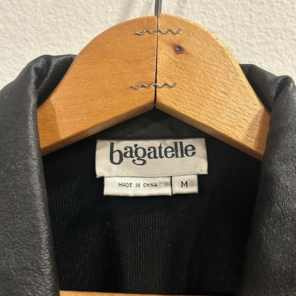 Women’s Black 100% Leather Zip Up Moto Vest with Stretch Back Size M - Picture 2 of 8